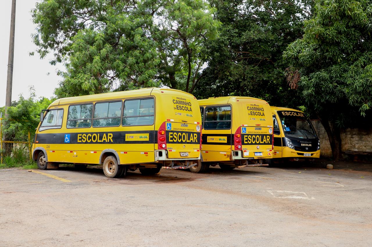 Senador Canedo fica sem transporte escolar por dois dias
