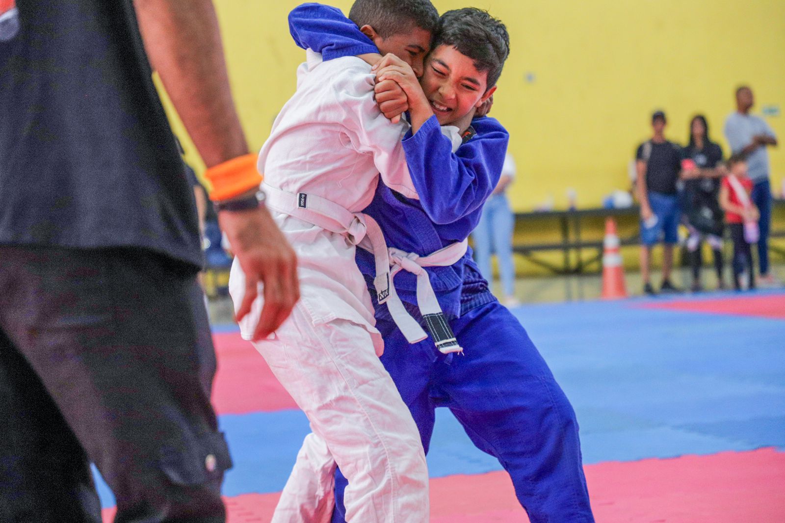 Senador Canedo promove Jornada Escolar de Karatê