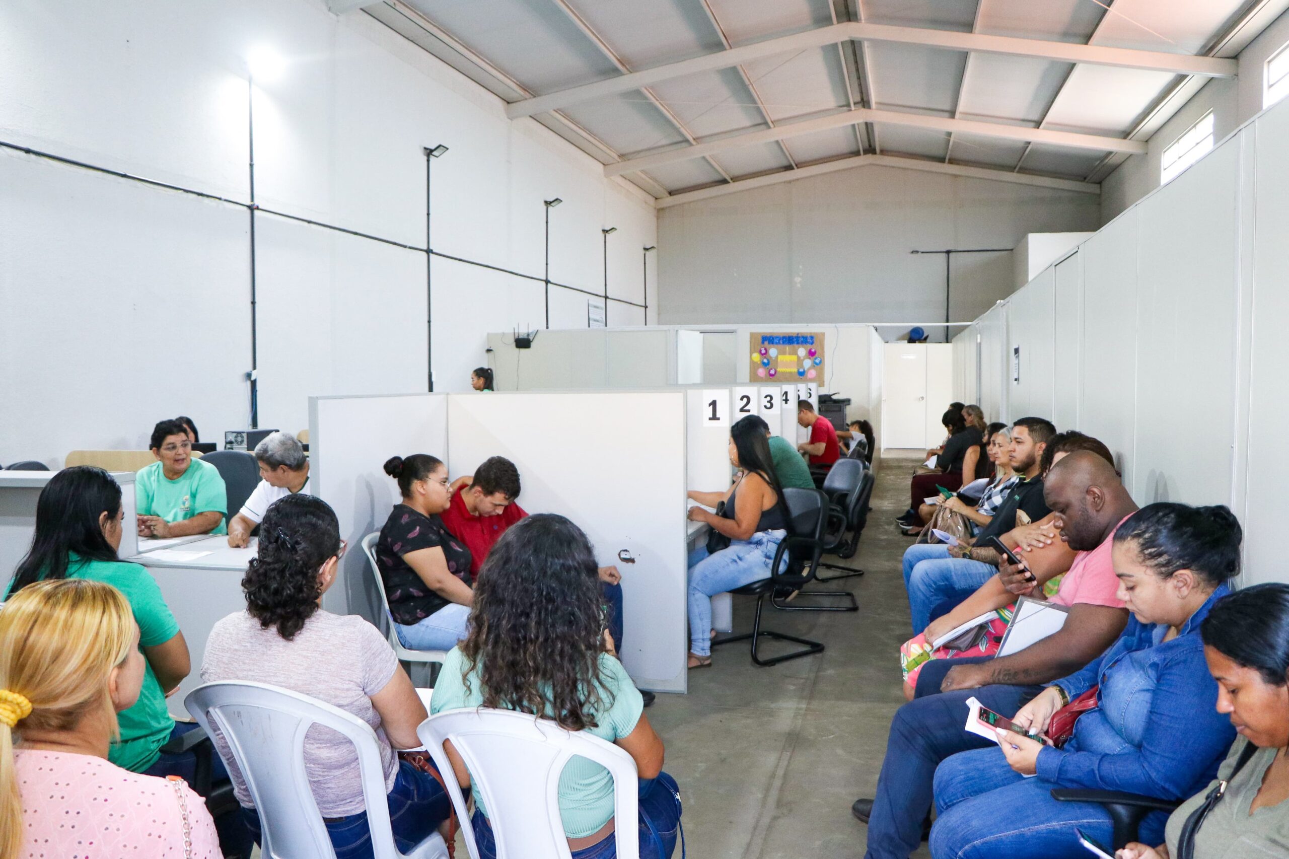 Senador Canedo tem mais de 50 vagas de trabalho nesta quarta (18)