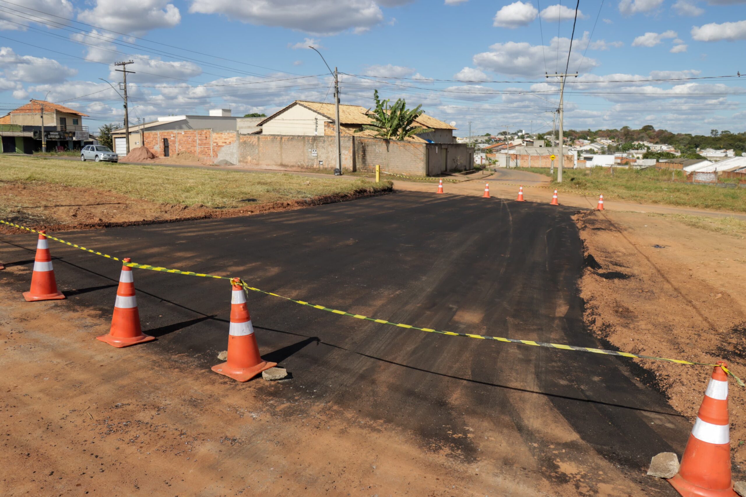 Senador Canedo realiza intervenções em vários bairros para melhorar a mobilidade urbana