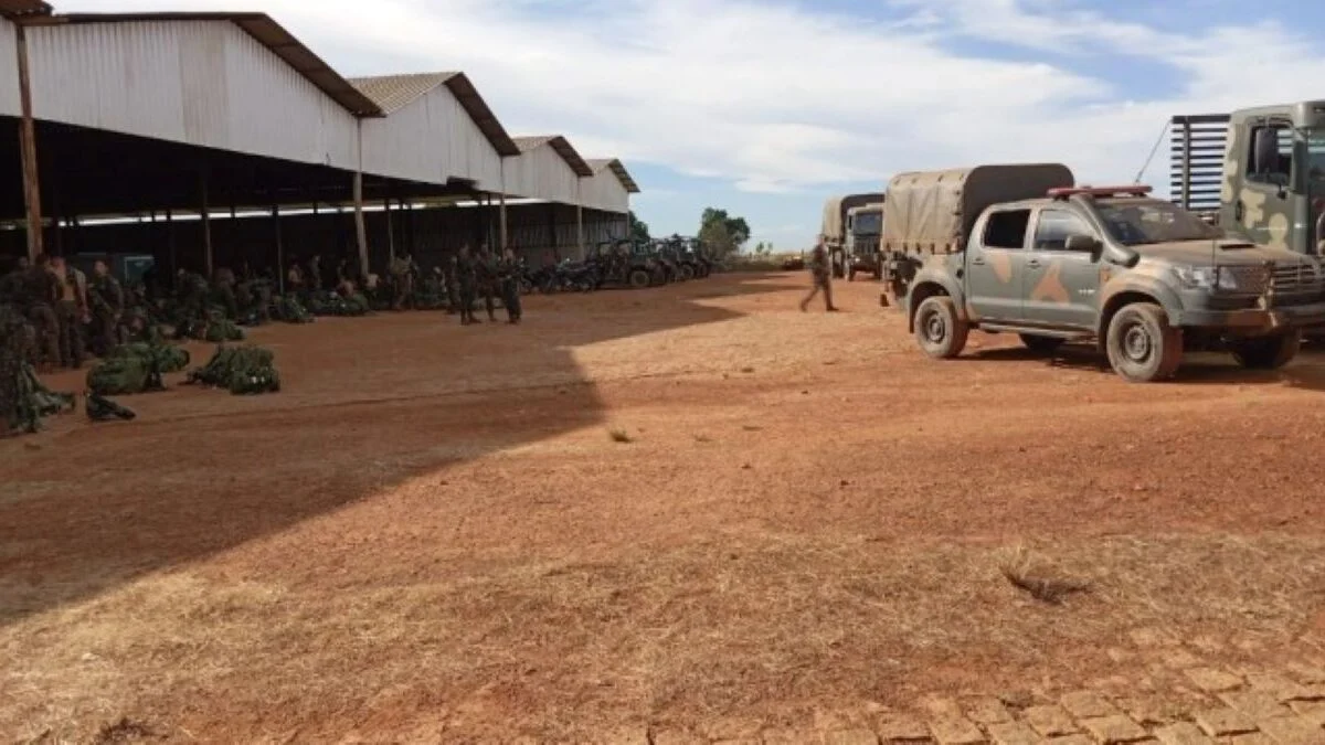 Novo acidente com paraquedistas é registrado durante operação do Exército em Mozarlândia.