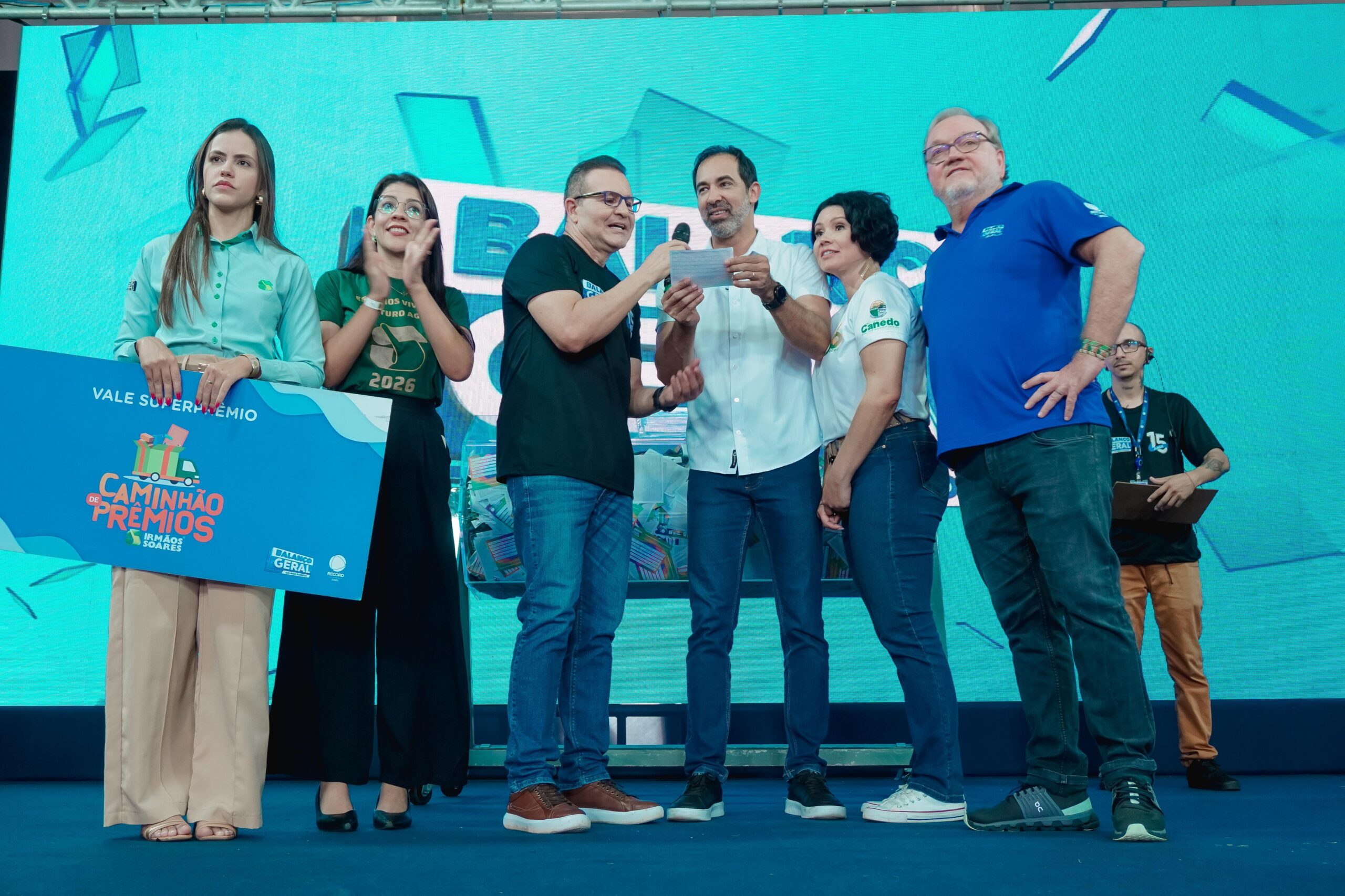 Prefeitura de Senador Canedo leva serviços a 6 mil pessoas durante o “Balanço Geral nos Bairros”