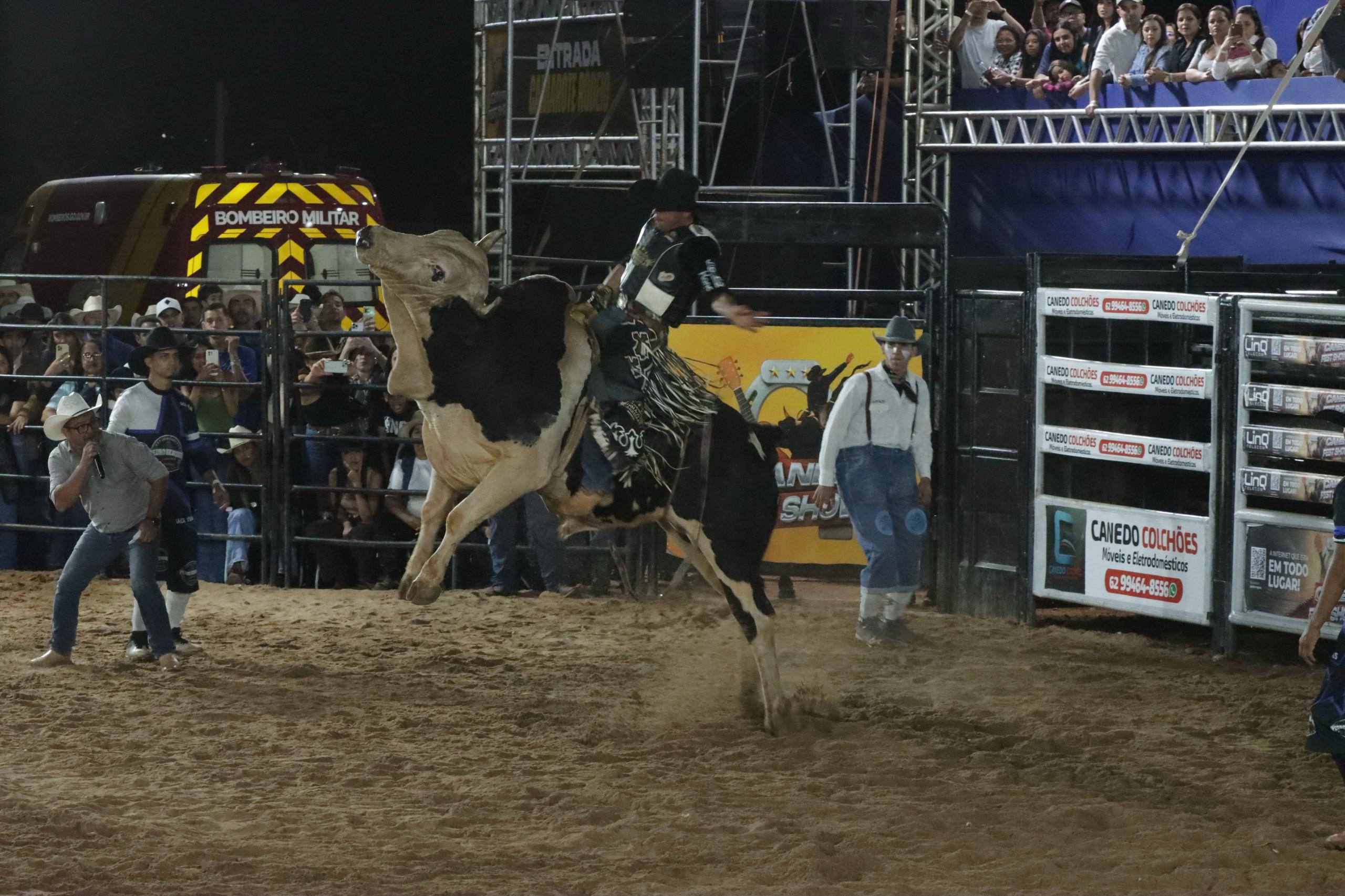 Canedo Fest Show 2025 reúne mais de 142 mil pessoas em quatro dias.