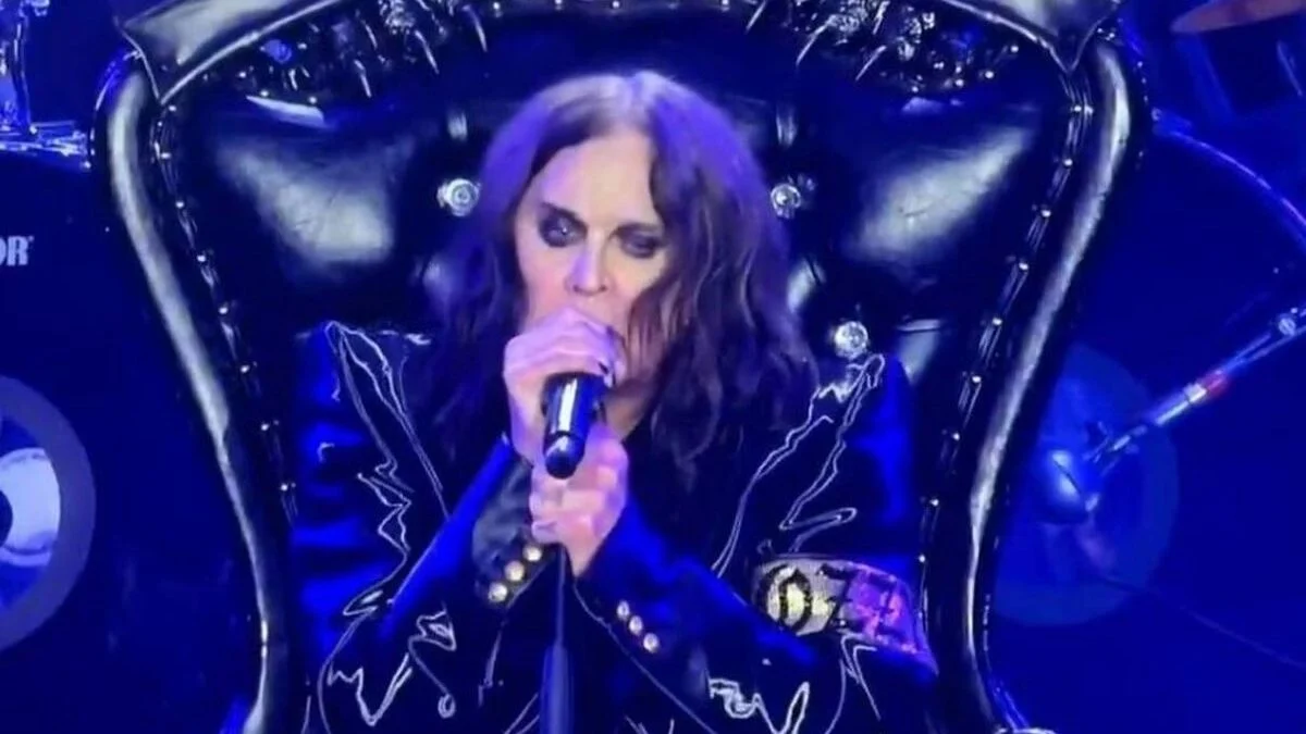 Ozzy Osbourne, cantor do Black Sabbath, morre aos 76 anos