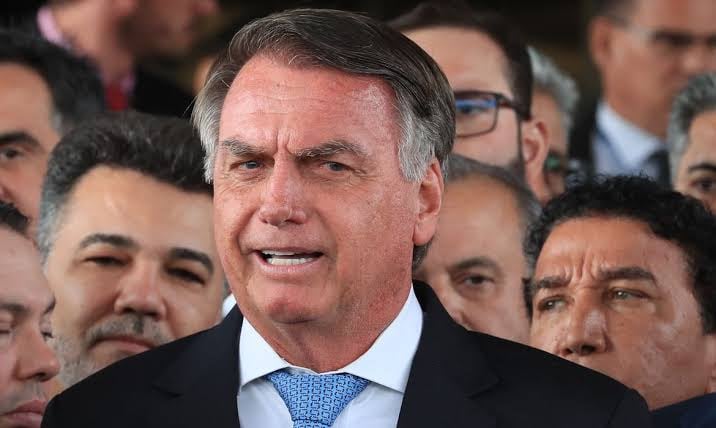 Bolsonaro pode ser preso nesta terça ou no máximo na quarta-feira (23/7)