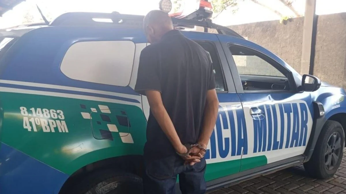 Homem usa sacola com papel alumínio para furtar loja em shopping e é preso, em Aparecida