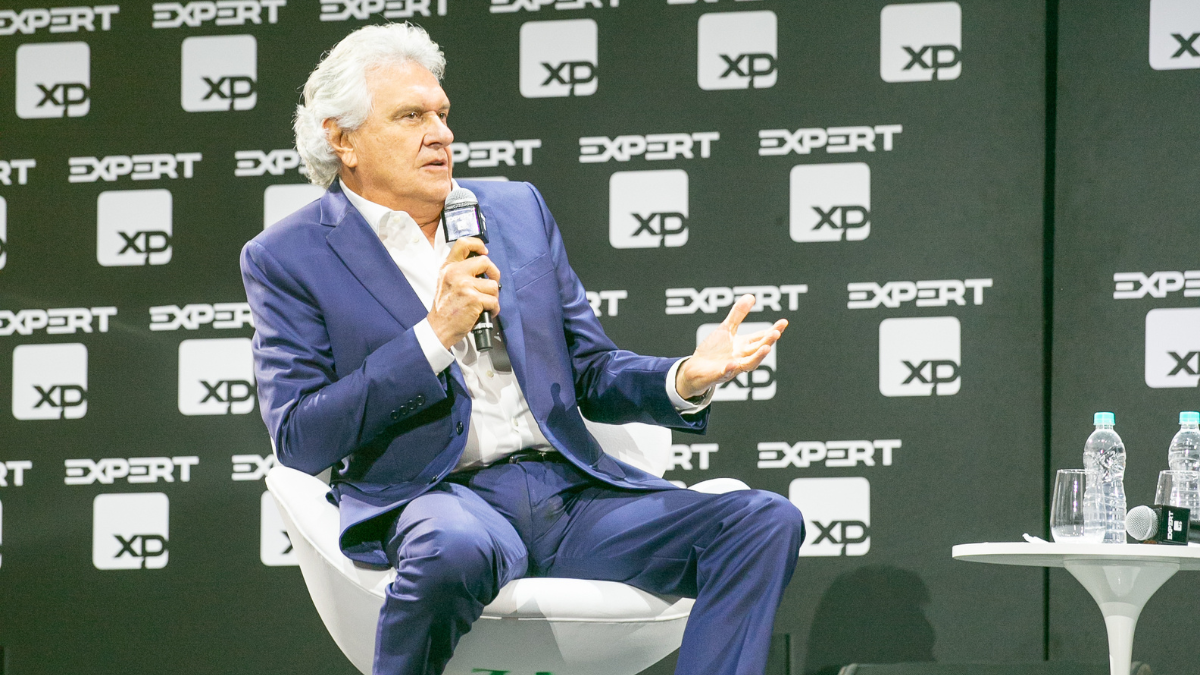 Goiás pretende liberar a industrialização de terras raras no Brasil, diz Caiado