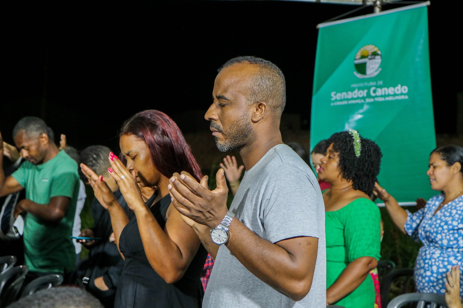 É hoje! Esquenta do Adora Canedo com culto de ação de graças
