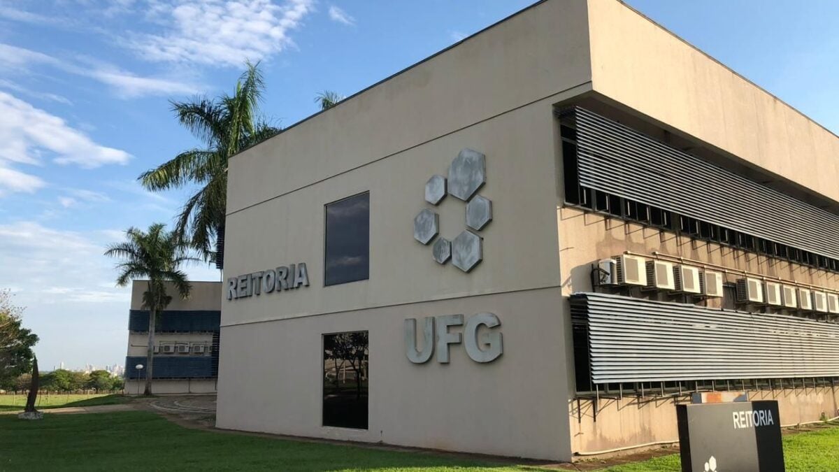 Entidades da área de Farmácia repudiam criação do curso de Engenharia Farmacêutica na UFG