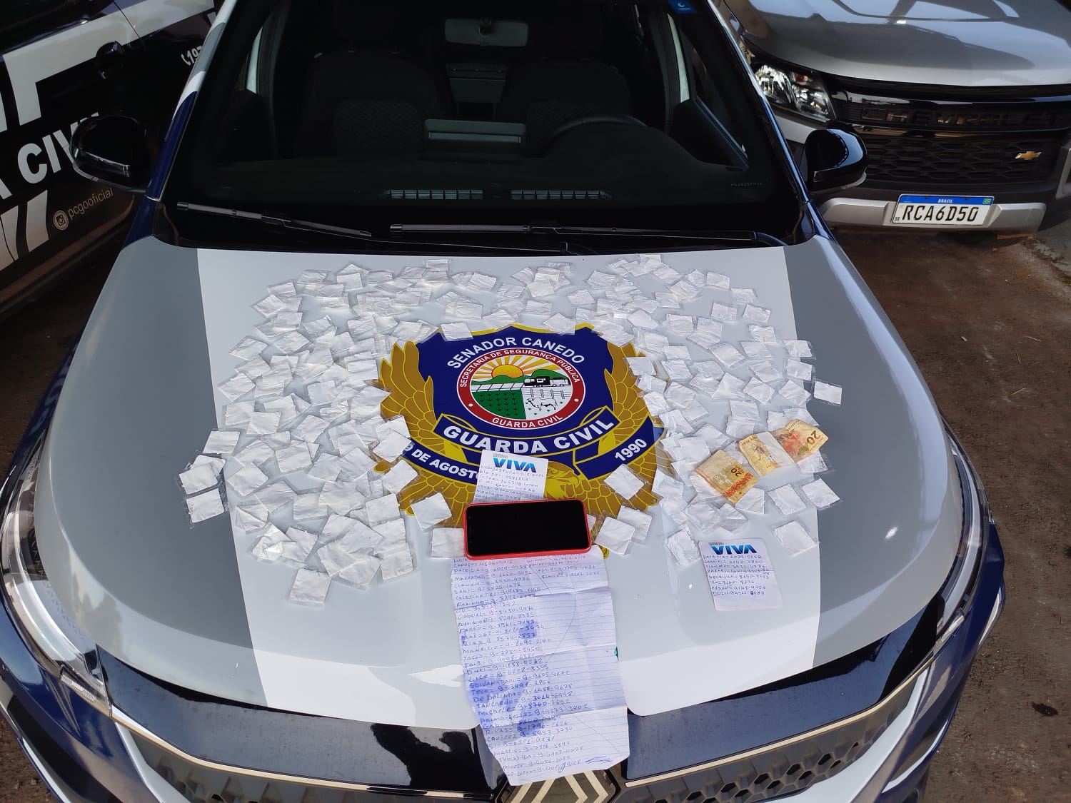 GCM de Senador Canedo detém homem com papelotes de cocaína no Jardim do Lago