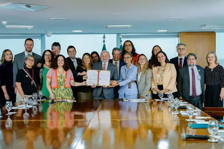 Brasil dá adeus a testes em animais: Lei histórica é sancionada