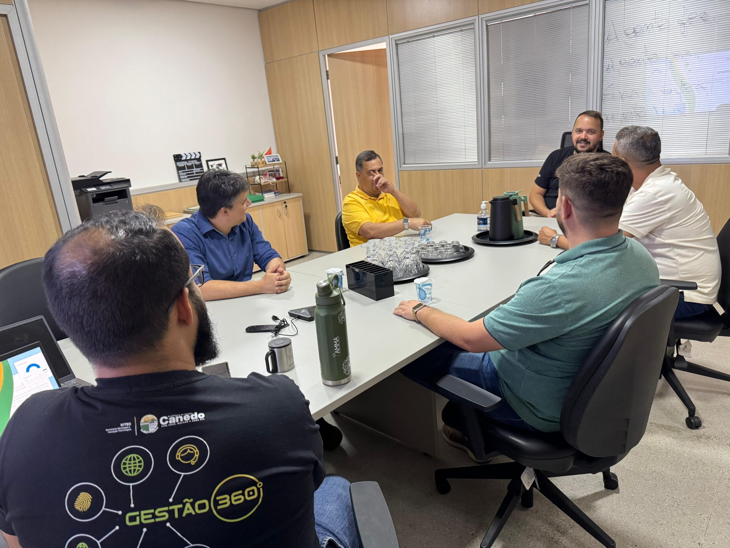 Senador Canedo inspira Câmara de Vereadores de Catalão com política de inovação e transformação digital