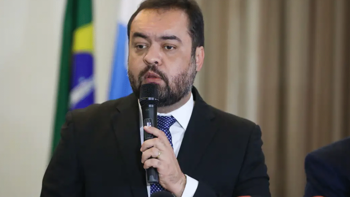 Deputados pedem prisão de governador do Rio após operação