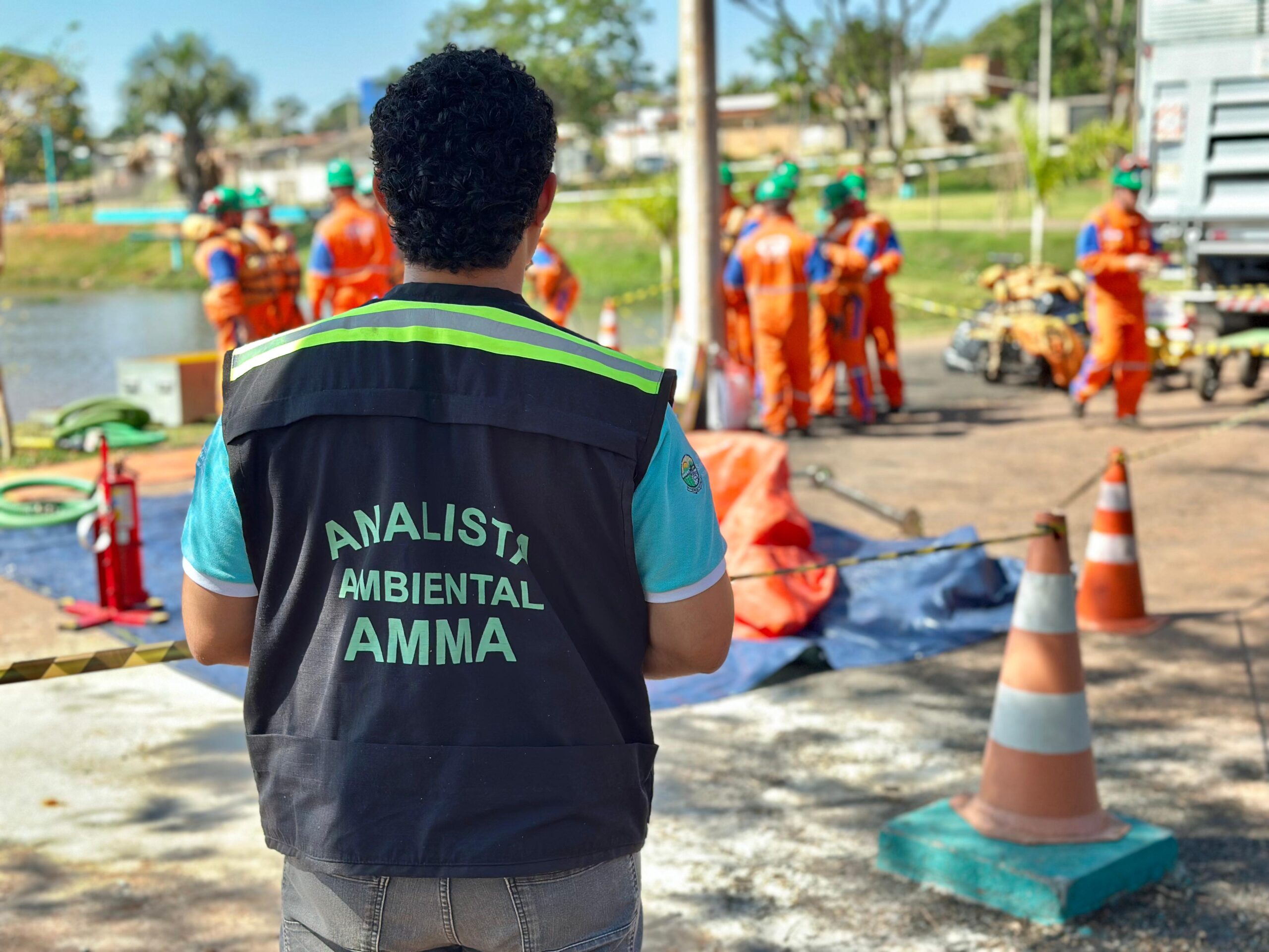 Defesa Civil e Transpetro realizam treinamento no Parque da Família