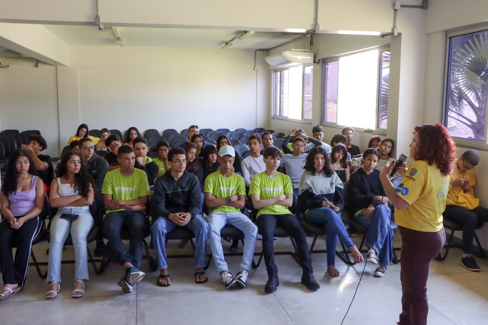 Senador Canedo realiza palestra sobre saúde mental e valorização da vida no Paço Municipal