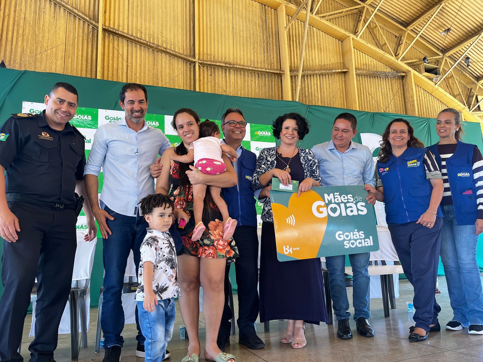 Prefeitura e Estado de Goiás levam benefícios e serviços à população de Senador Canedo nesta sexta-feira