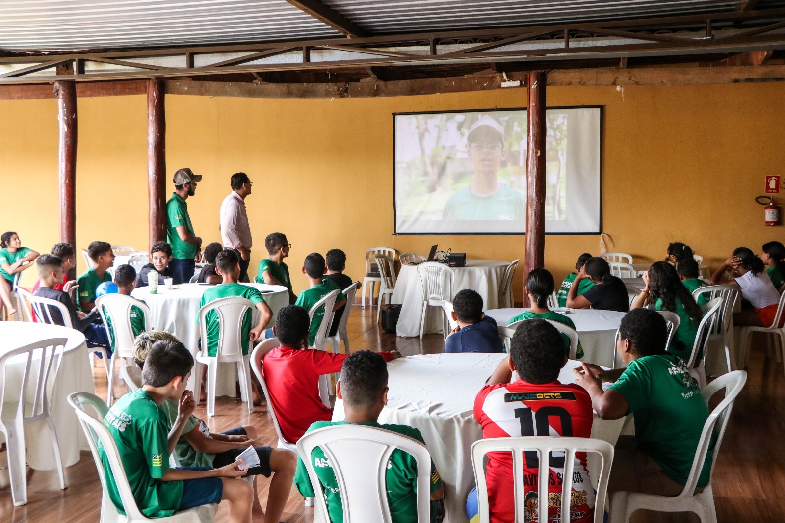 AMMA de Senador Canedo realiza aula da saudade com Guardiões Ambientais mirins