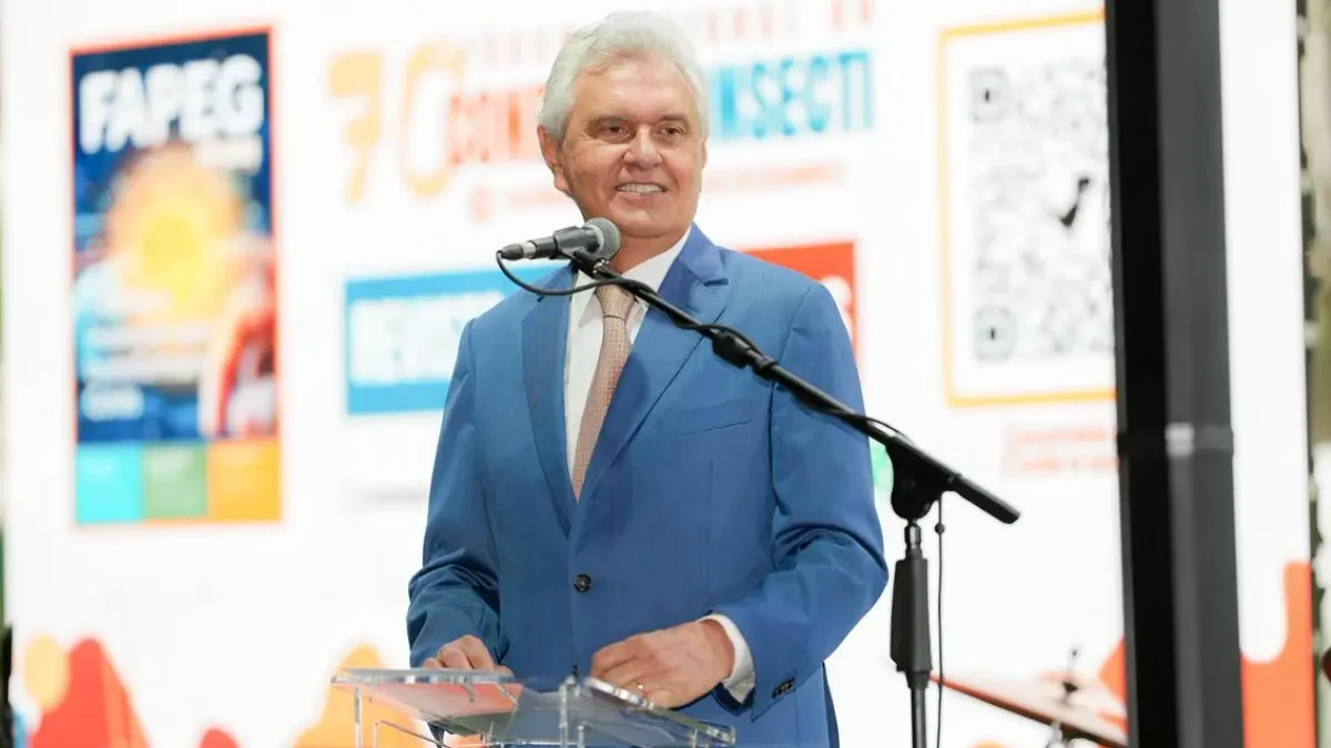 Datafolha: 6% acham que Bolsonaro devia apoiar Caiado para presidente