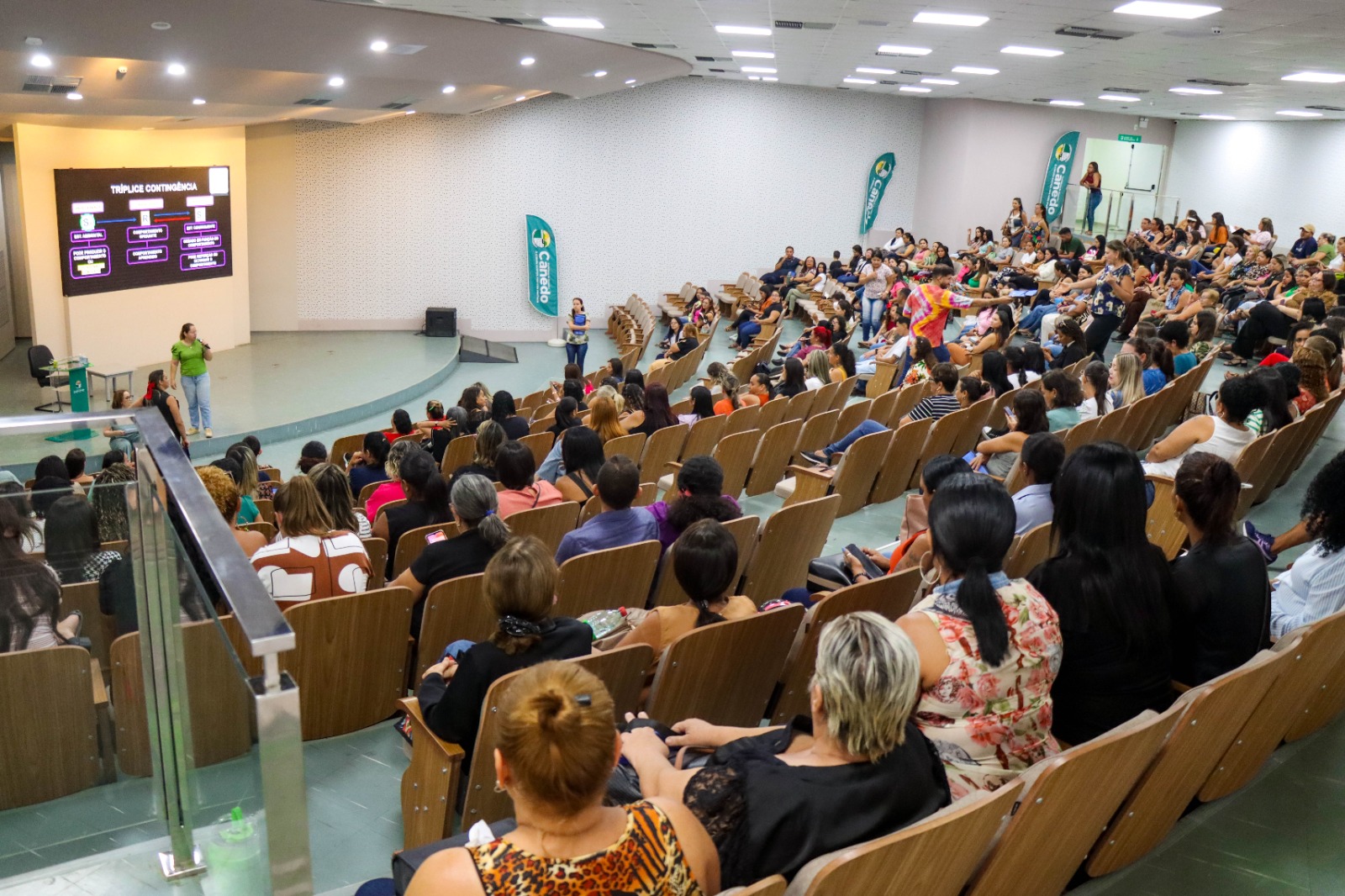 Senador Canedo amplia formação na rede municipal