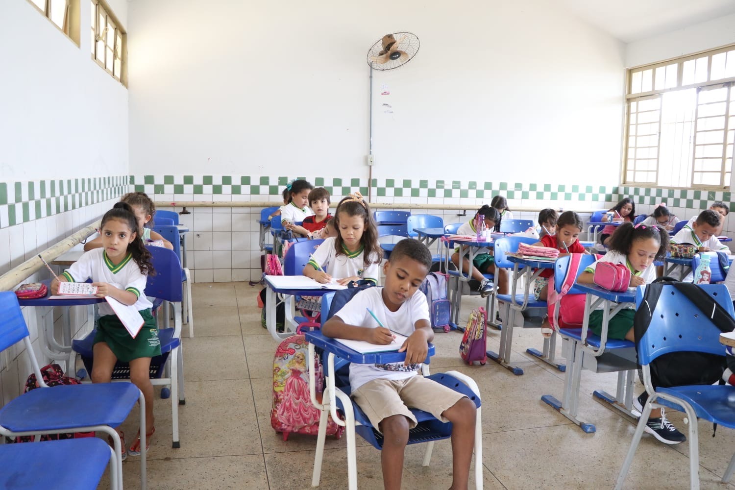 Senador Canedo inicia matrículas de novatos na rede municipal de educação