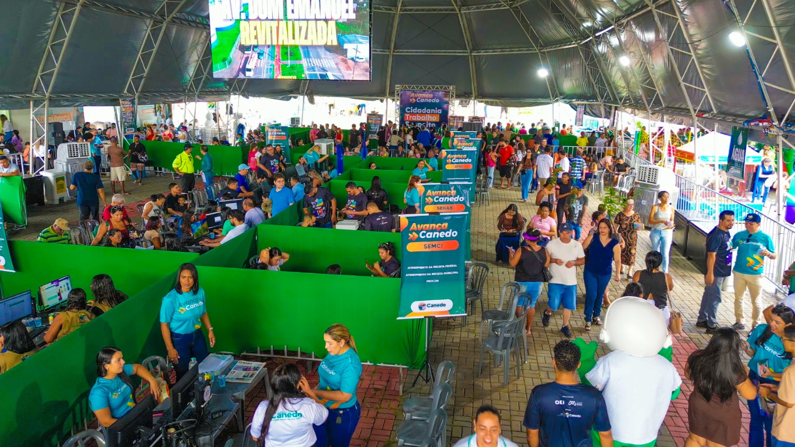 Avança Canedo reúne mais de 12 mil pessoas na manhã na Praça Criativa Central