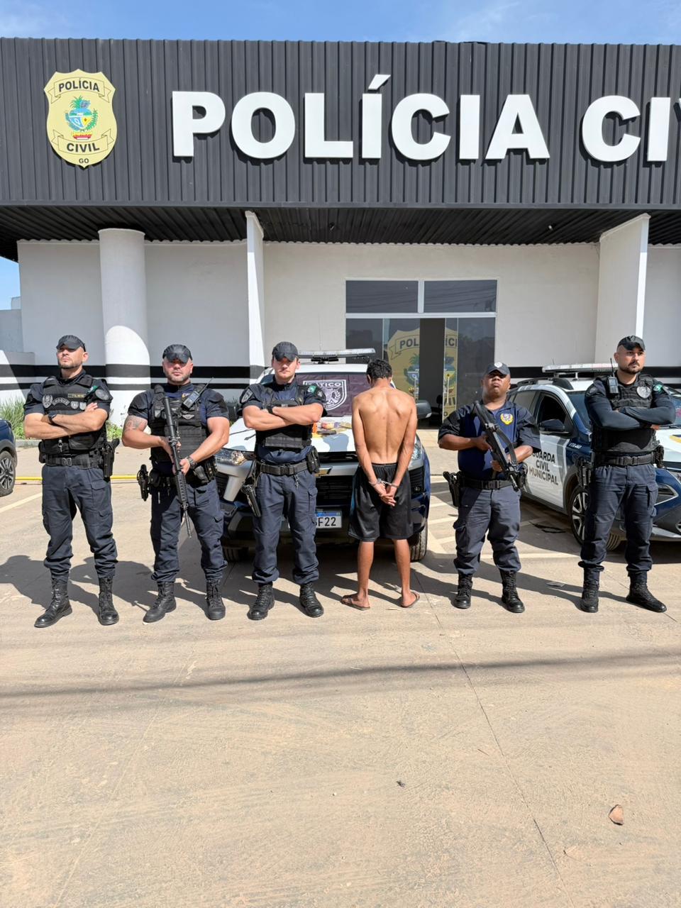 GCM detém suspeito de roubo a pedestre em Senador Canedo