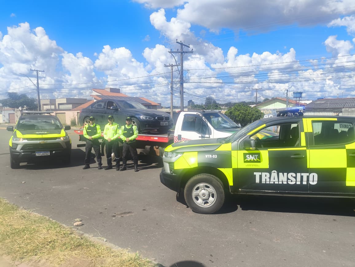SMT apreende veículo com mais de R$ 50 mil em multas em Senador Canedo