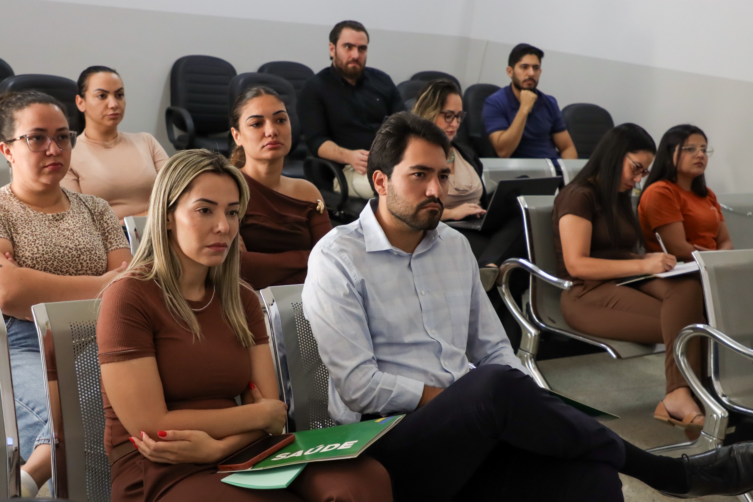 Capacitação qualifica profissionais de urgência sobre registro de óbitos e nascidos vivos em Senador Canedo