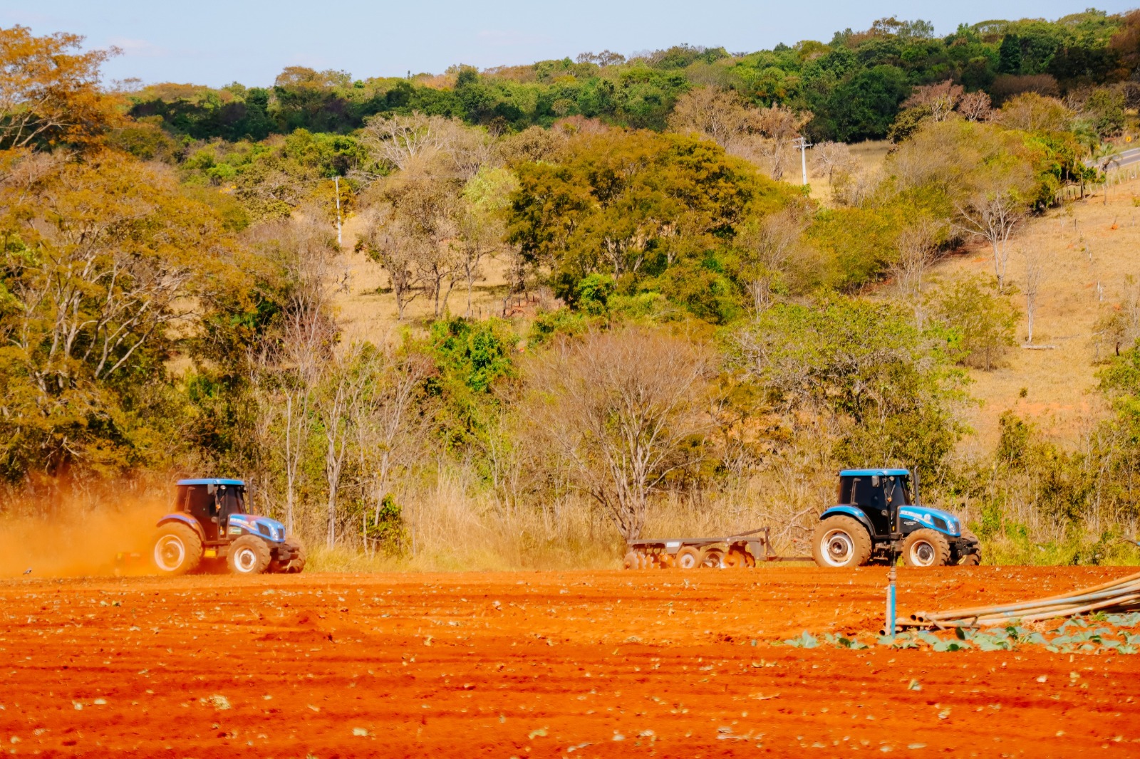 Programa Porteira Aberta auxilia produtores rurais em Senador Canedo